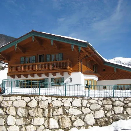 Haus Regina Lägenhet Schneizlreuth